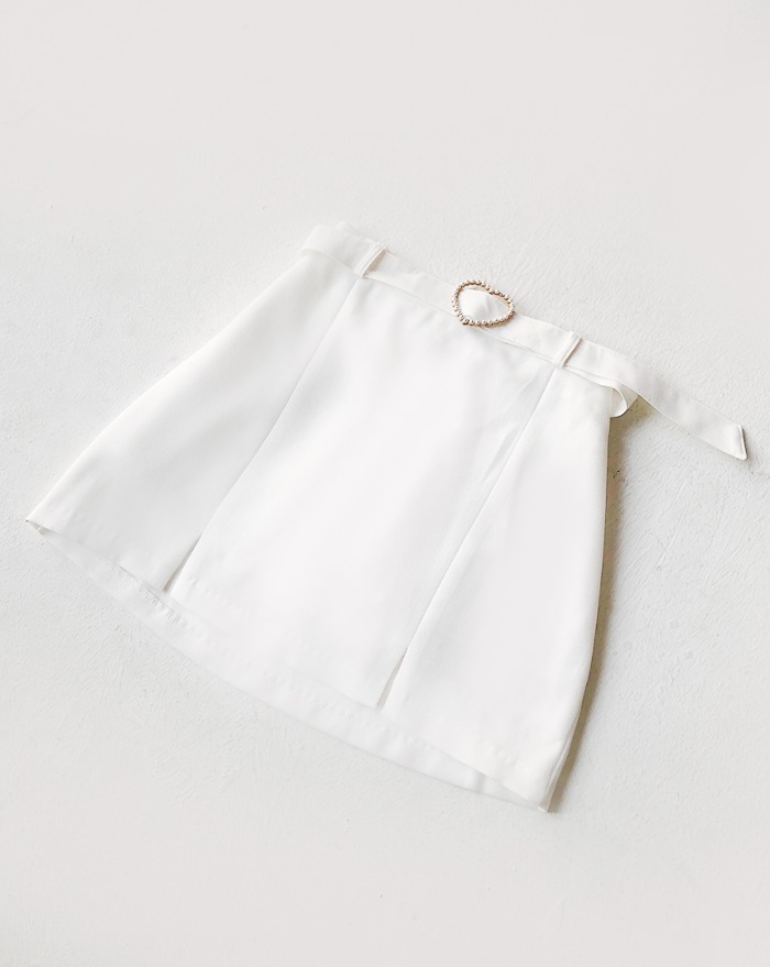 [50%] heart belt slit mini skirts
