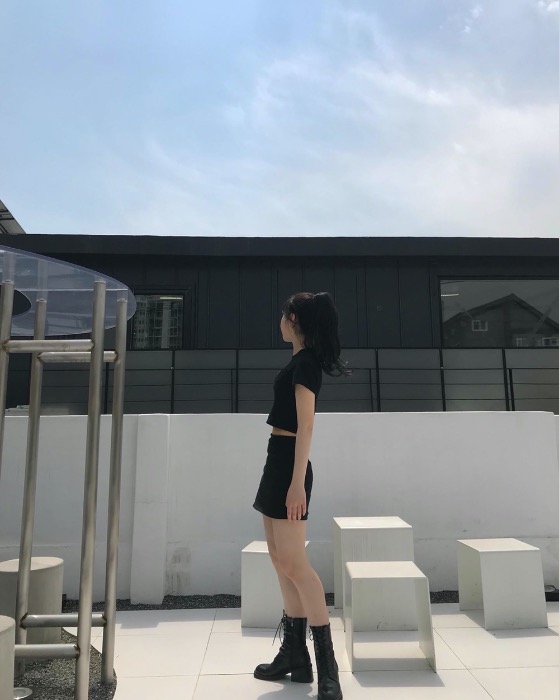 in seoul, monotone rooftop cafe